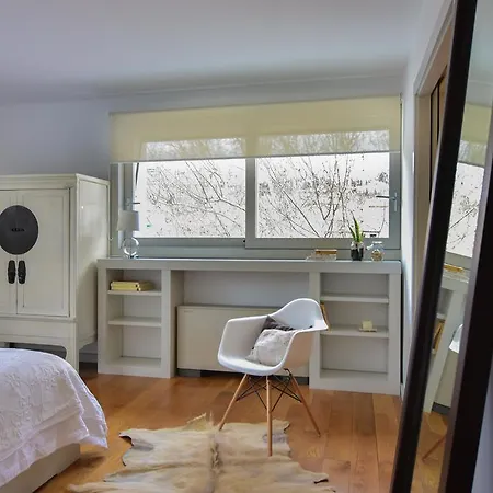 Chezmoihomes Zaida Deluxe